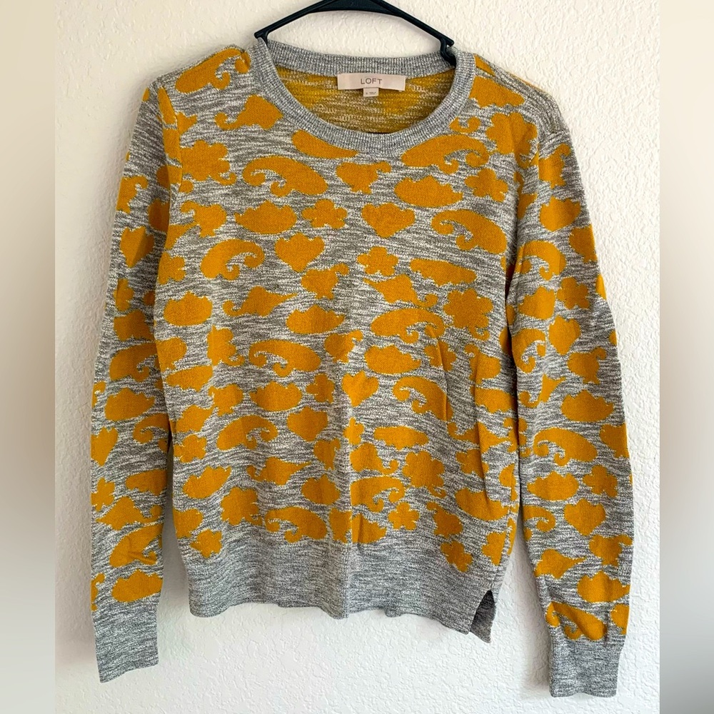 Loft Patterned Crew Beck Sweater. Size S.